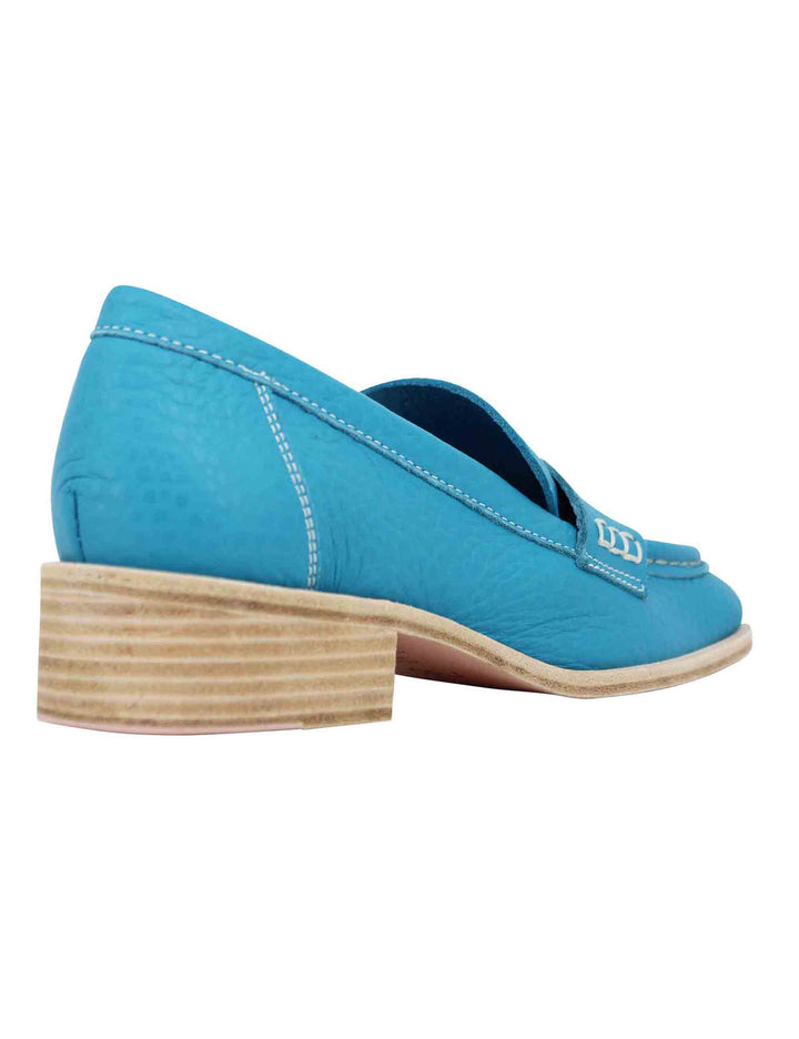 Spatarella Mocassini donna in pelle celelste con vaschettone e suola in cuoio Super Saving Price
