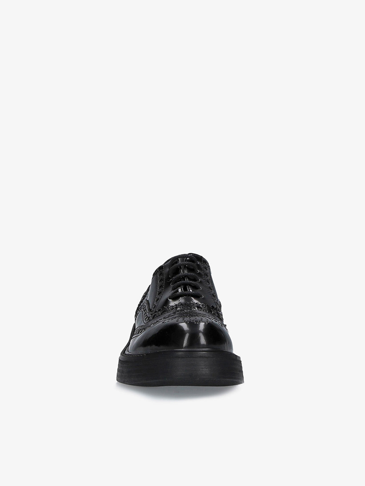 Strategia BRITISH SCARPA STRINGATA 2025
