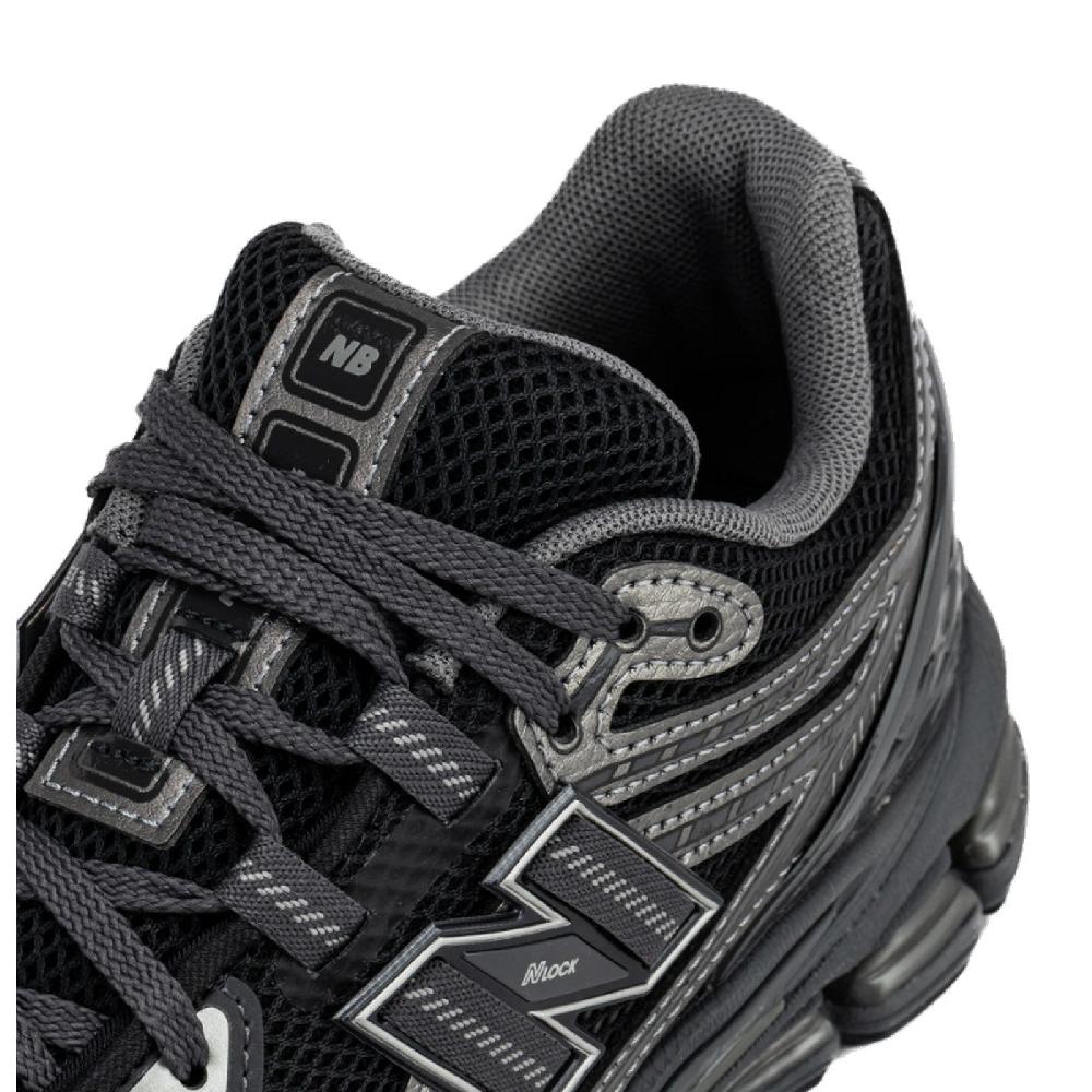 New Balance 1906