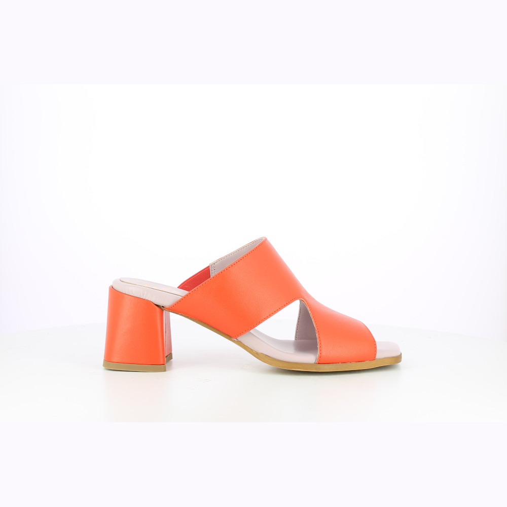 The Flexx FEMIE-NAPPA In Linea
