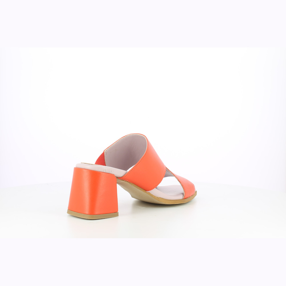 The Flexx FEMIE-NAPPA In Linea