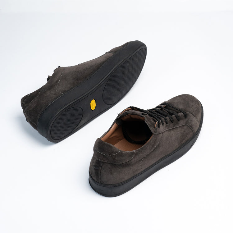Via Mercanti Jack Asphalt Velour - Scarpe sportive da uomo – VIAMERCANTI Moda
