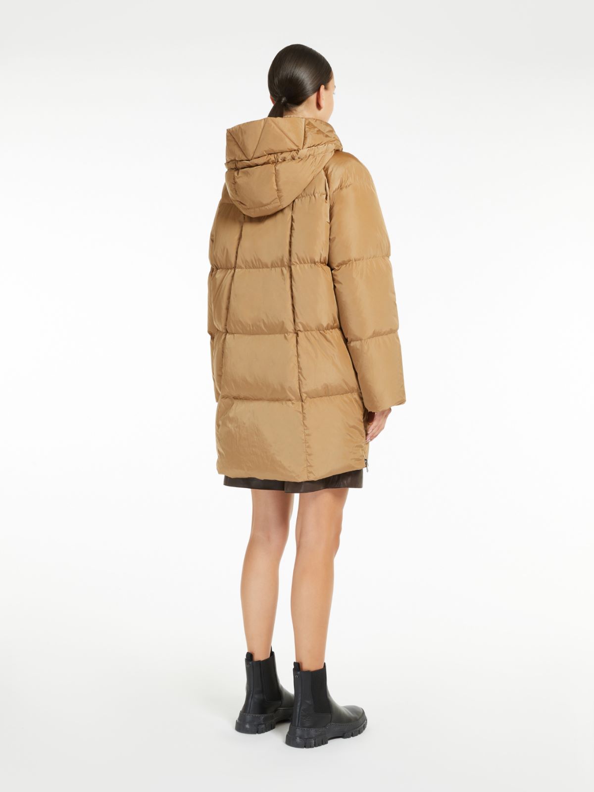 Weekend Parka in taffetà antigoccia Saldi