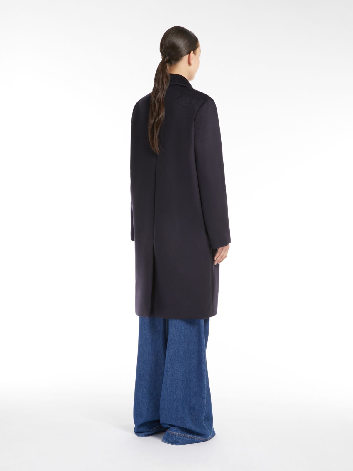 Weekend Cappotto doppiopetto in drap di lana Novità