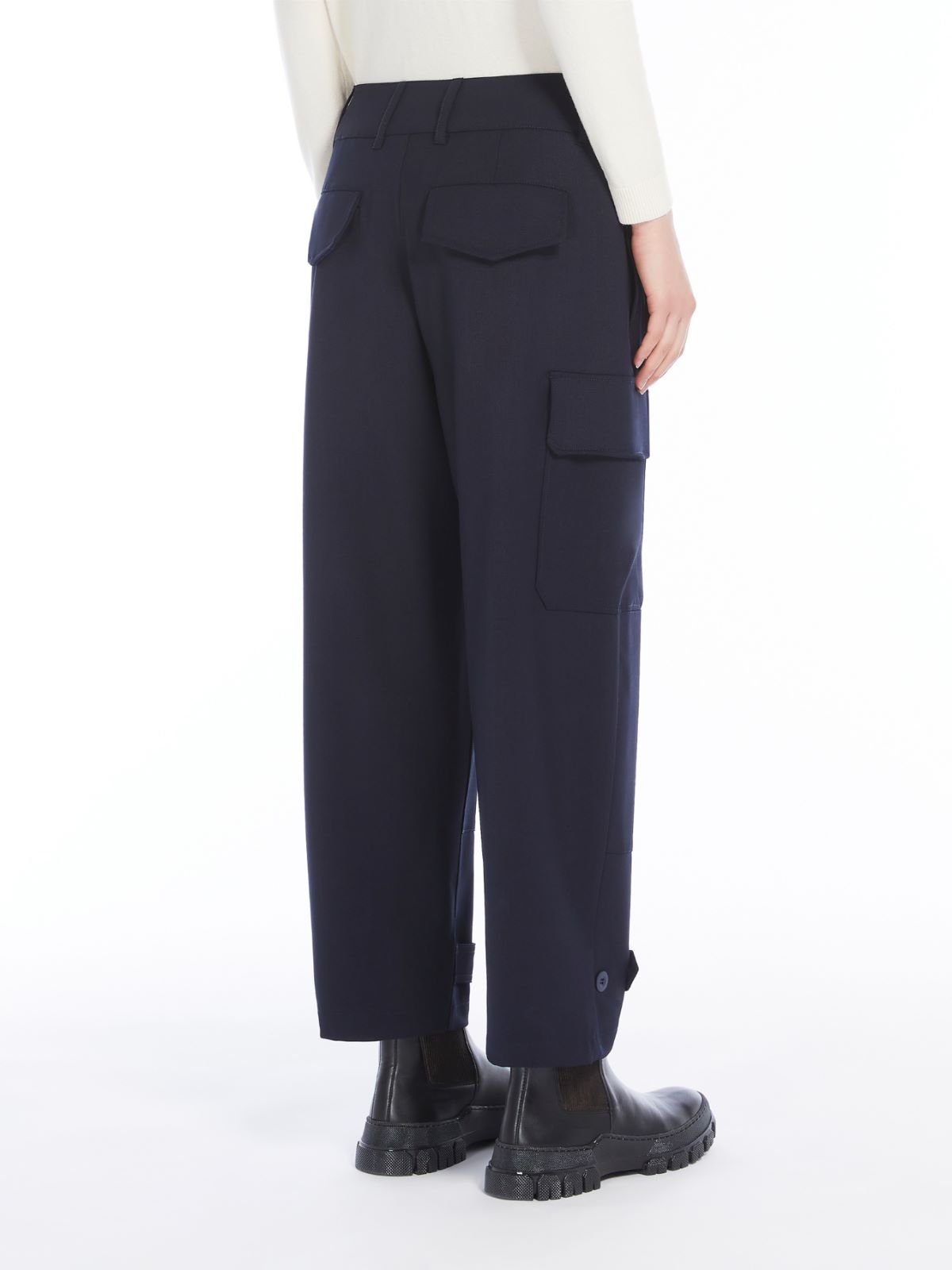 Weekend Pantalone in lana tecnica Prezzo Ridotto
