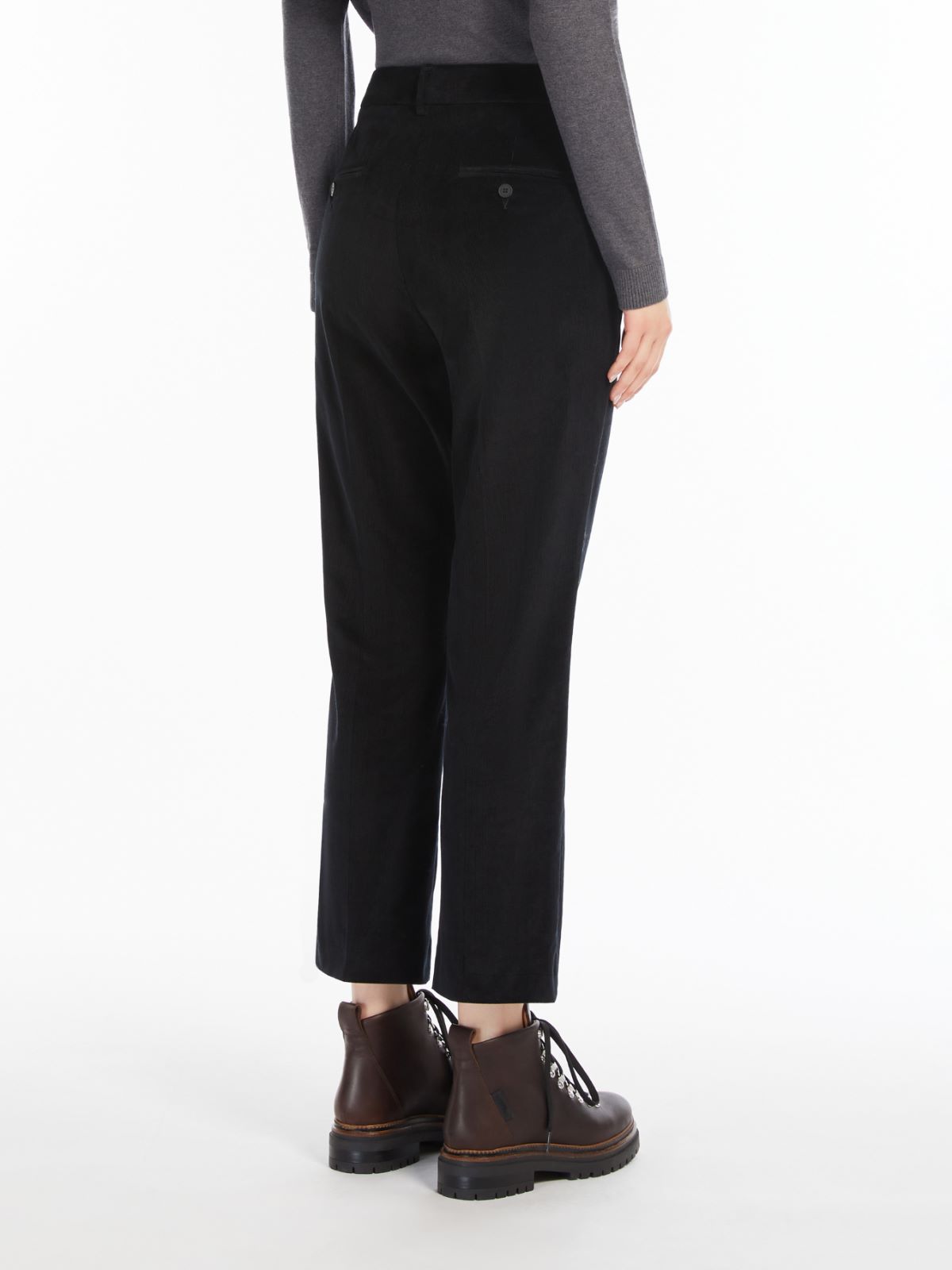 Weekend Pantalone in velluto a coste Convenienza