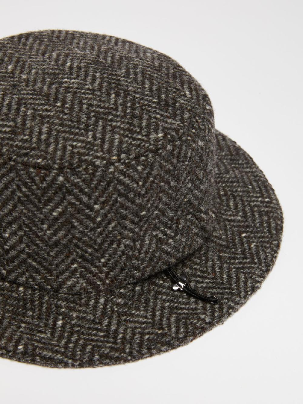 Weekend Cappello in tweed con logo Soddisfazione Garantita
