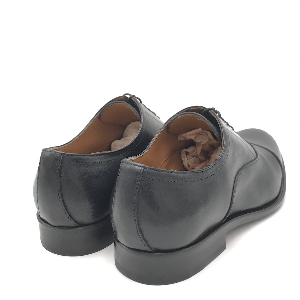Zulian Calzature Stringata classica nera In Saldo