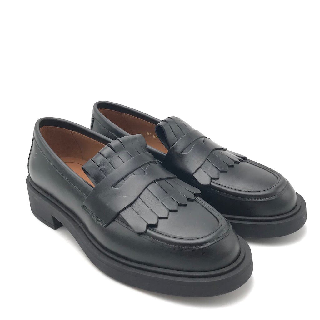 Zulian Calzature Mocassino college frangia in pelle nera Moda