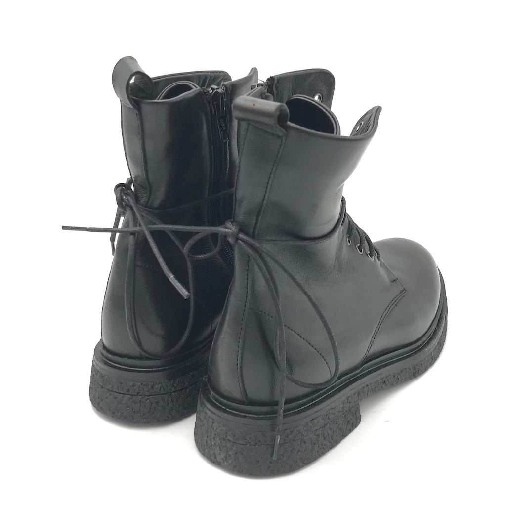 Zulian Calzature Anfibio in pelle nera Italy