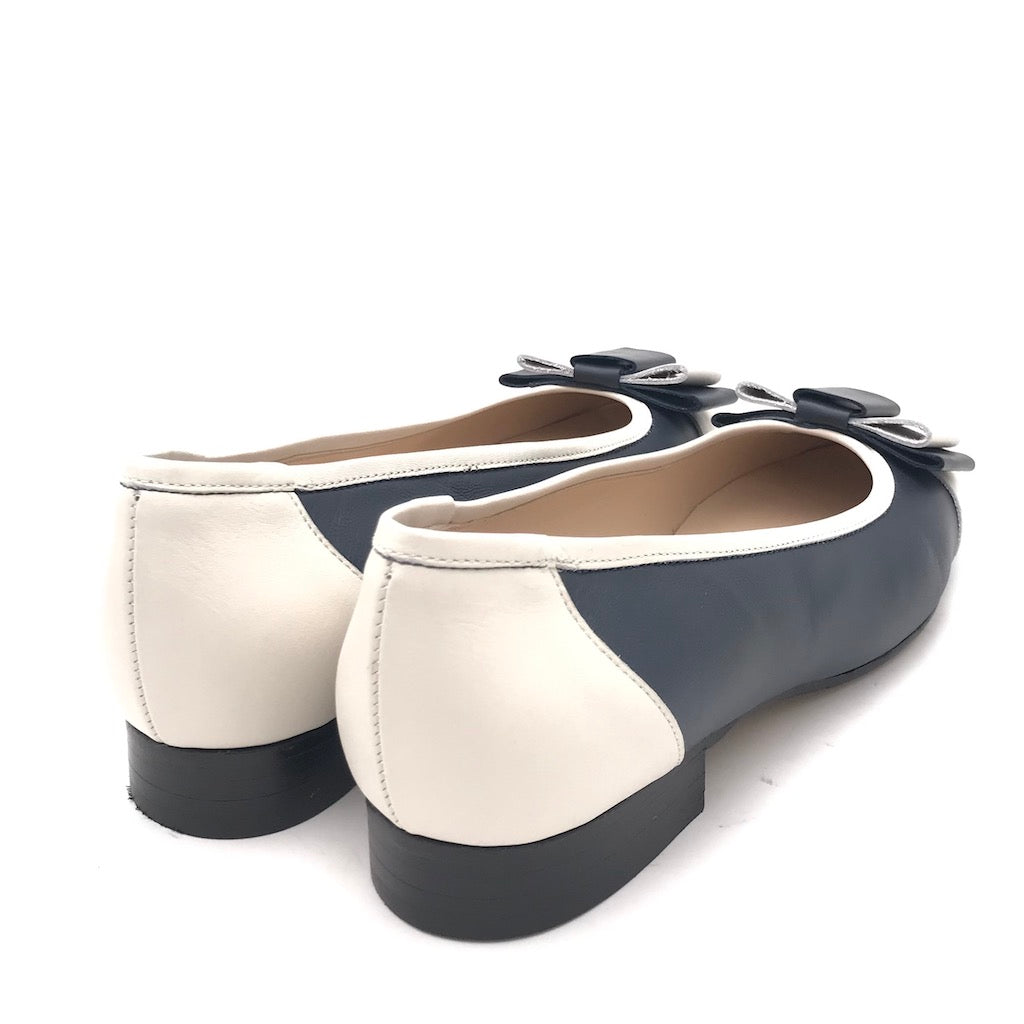 Zulian Calzature Ballerina in pelle blu-panna Pezzi Unici