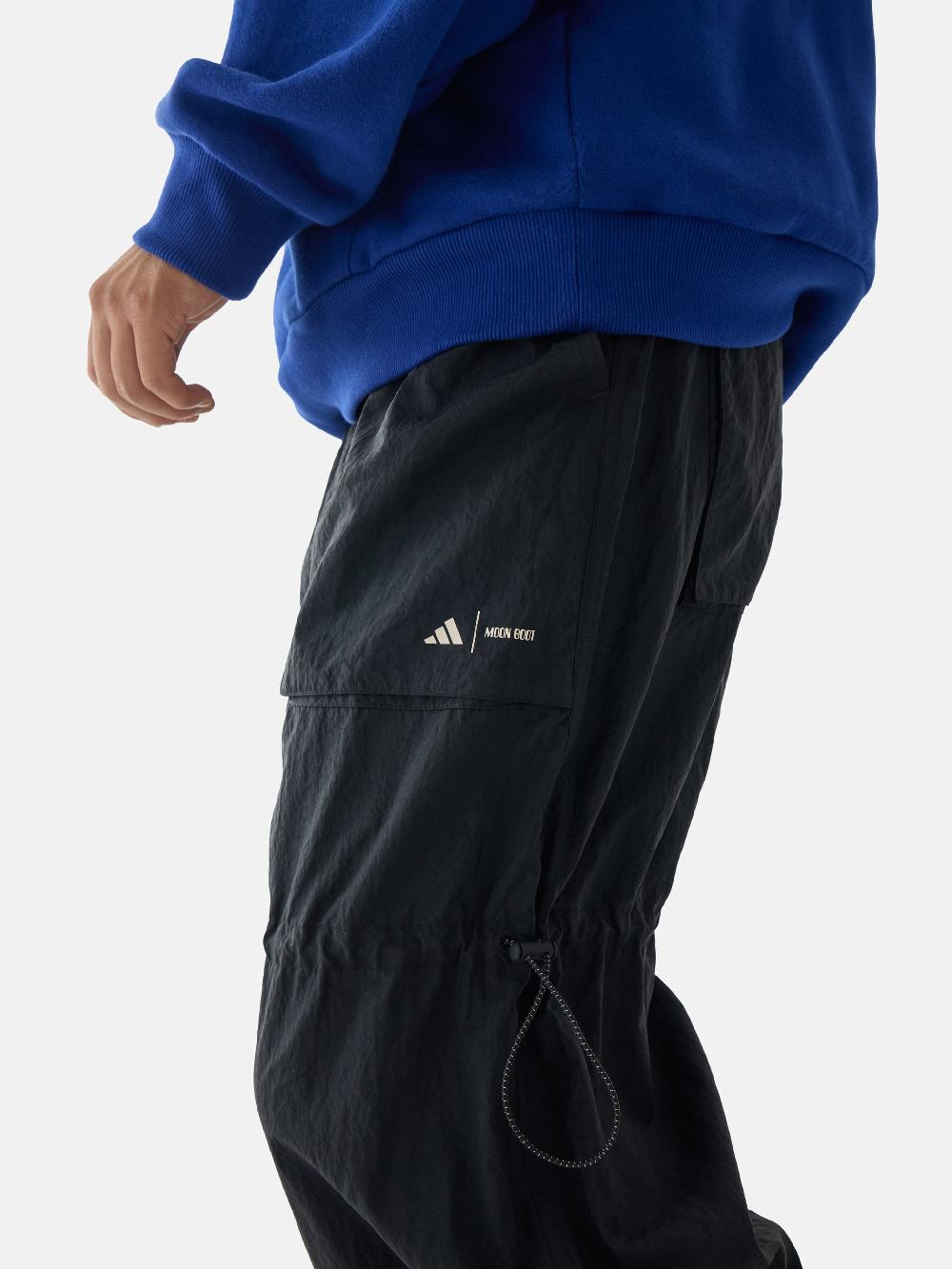 Moon Boot Pantaloni Parachute neri adidas x Moon Boot Negozio