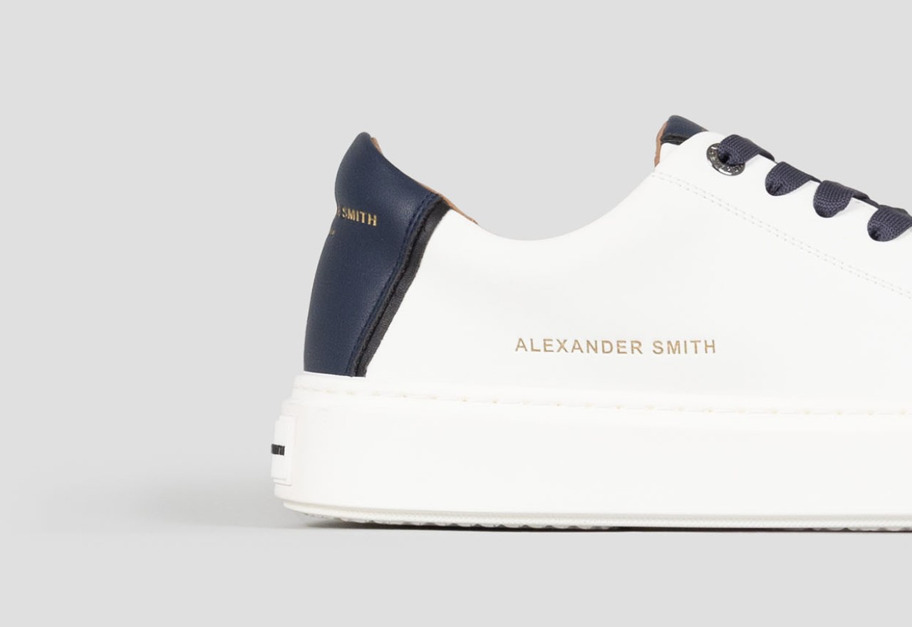 ﻿Alexander Smith LONDON MAN WHITE BLUE Offerte