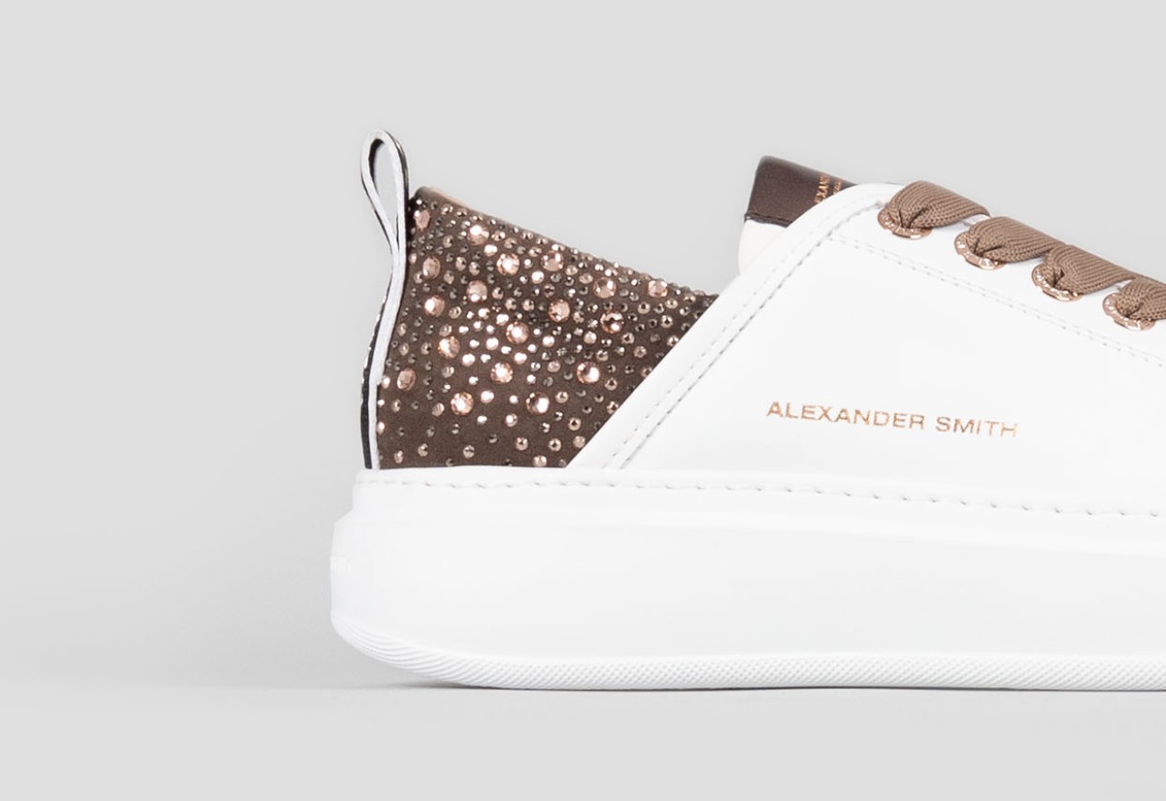 Alexander Smith WEMBLEY WOMAN WHITE BRONZE Promozione