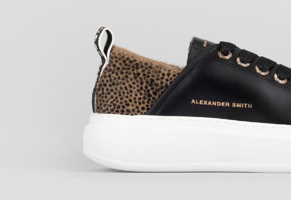 Alexander Smith WEMBLEY WOMAN BLACK SAND Vendita Calda