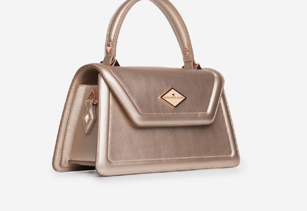 Alexander Smith ELIZABETH MEDIUM - LIGHT GOLD - LAMINATED Moda