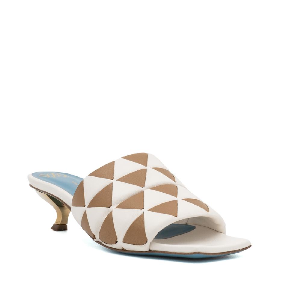 Amalfi by rangoni Mules Vicky bianche Economico
